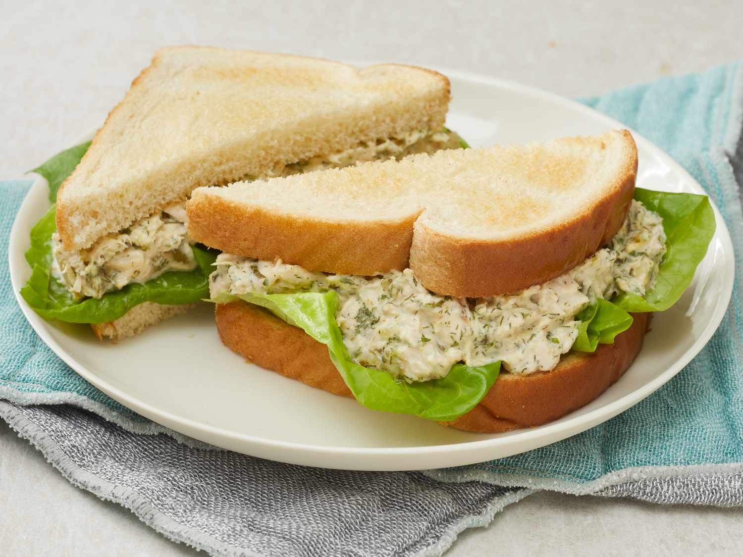Tuna Salad Sandwich (Sun)